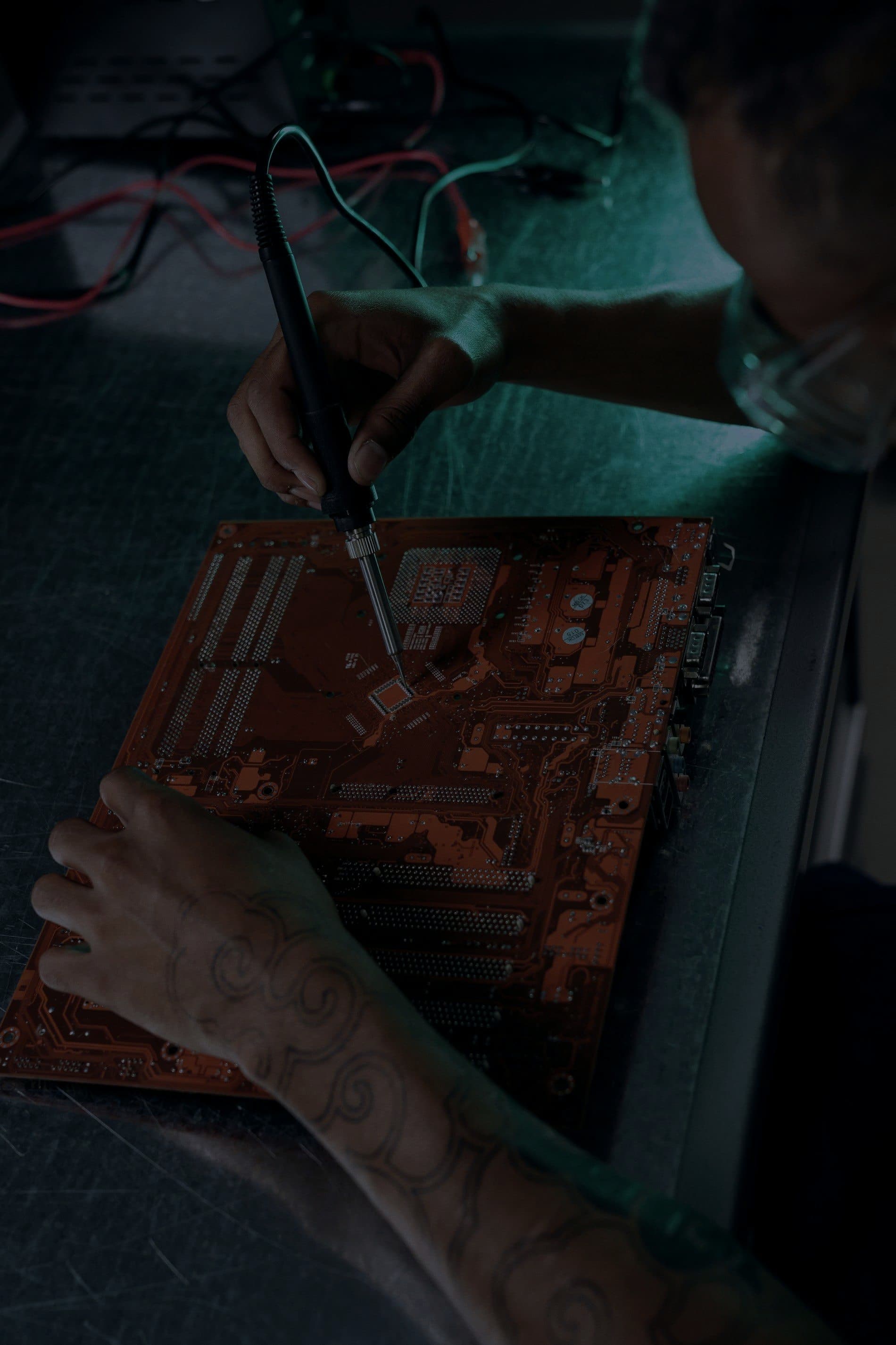 Soldering components onto a circuit board